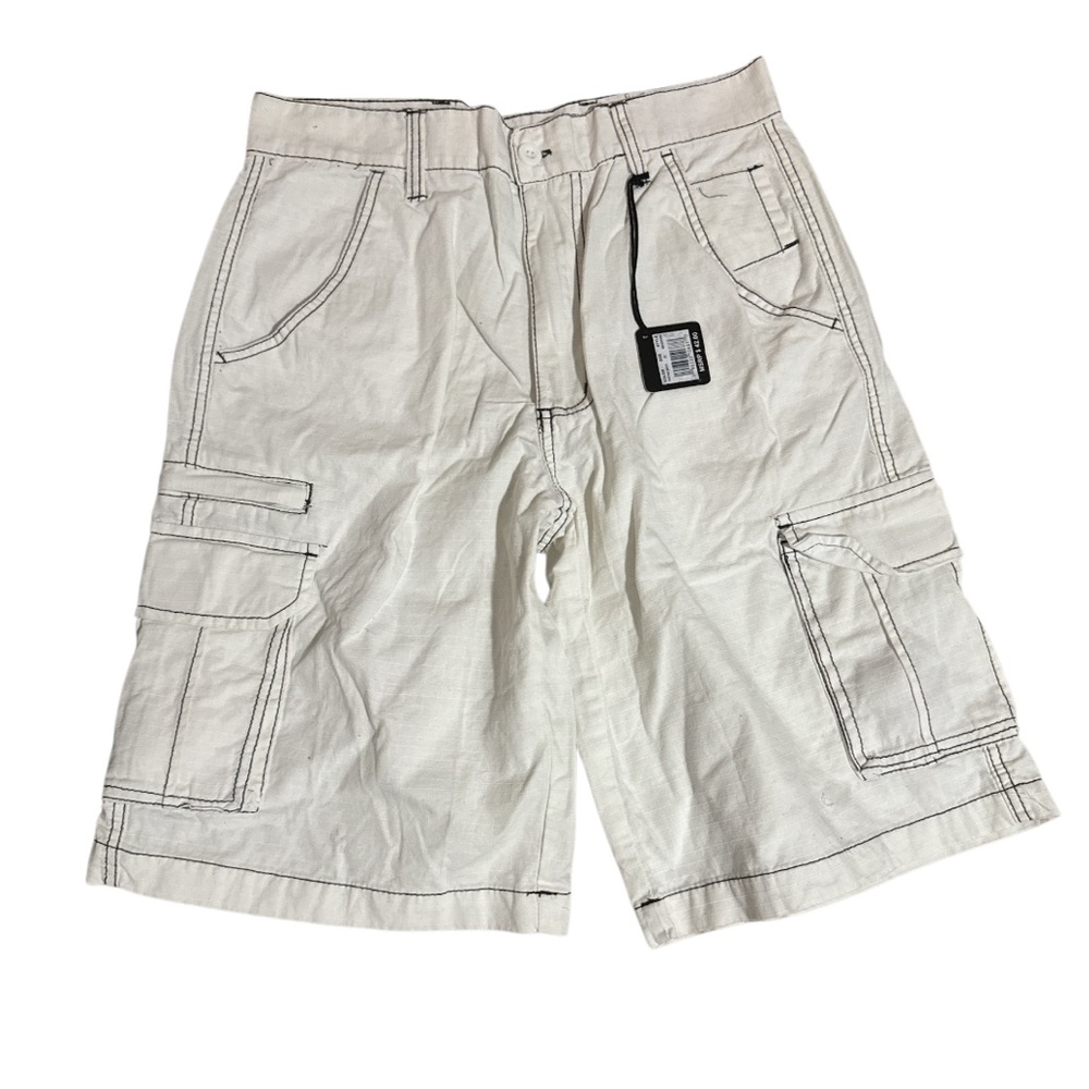 Airwalk VTG White Cargo Shorts Versatile Design - Size 30